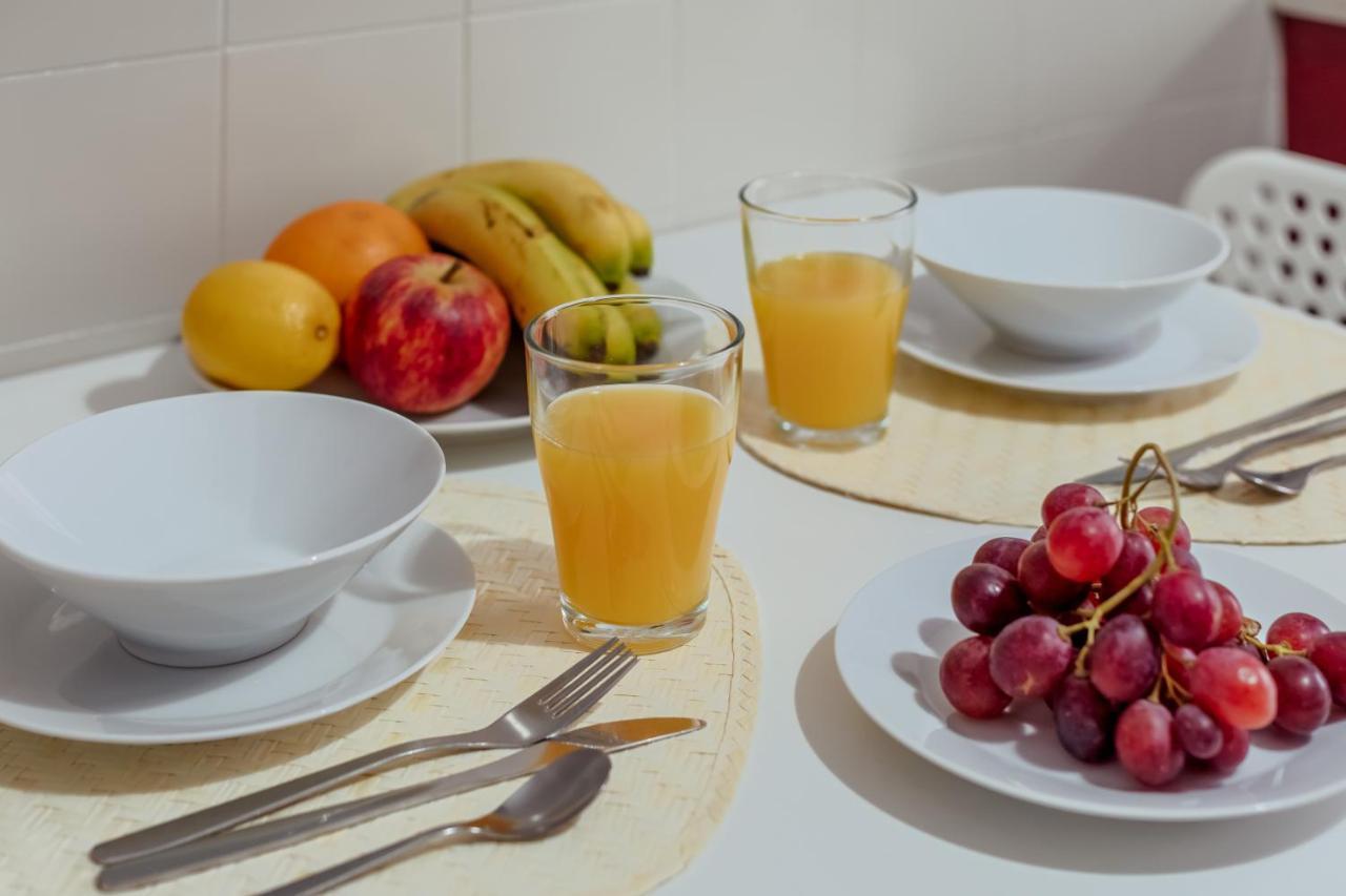 Elegant 3 Bedroom Apt - City Centre - Garage - Metro Lissabon Buitenkant foto