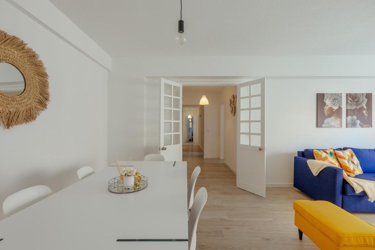 Elegant 3 Bedroom Apt - City Centre - Garage - Metro Lissabon Buitenkant foto
