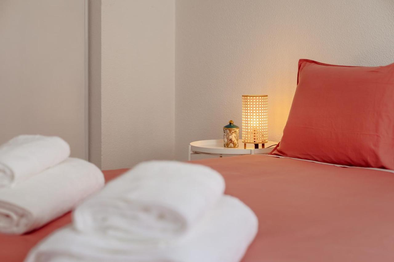 Elegant 3 Bedroom Apt - City Centre - Garage - Metro Lissabon Buitenkant foto